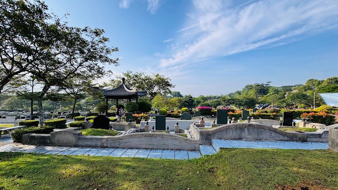 Landscaped memorial garden within the Shi Wai Tao Yuan setting at Nirvana Semenyih